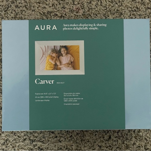 Aura Carver HD Smart Digital Picture Frame 10.1 Inch WiFi Cloud Digital Photo - Picture 8 of 9